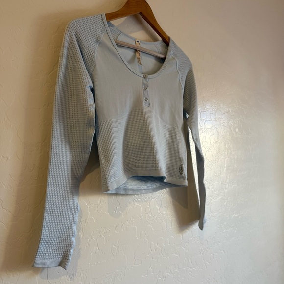 NEW Free People Movement Bail Out Crop Thermal Knit Top - Picture 3 of 12